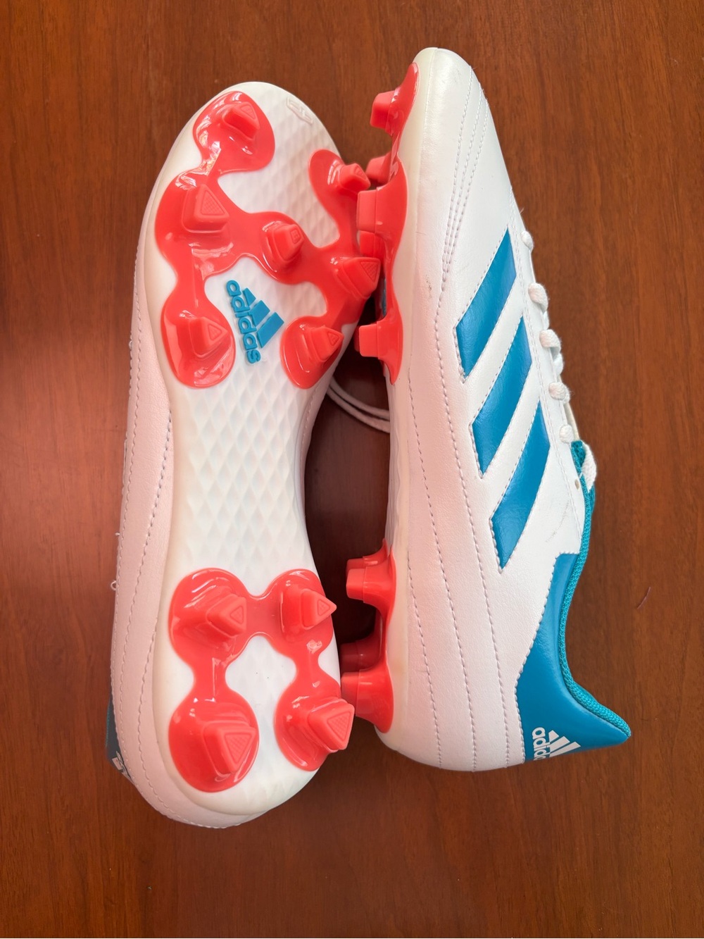 adidas women’s Soccer Cleats. New without box. 8.5